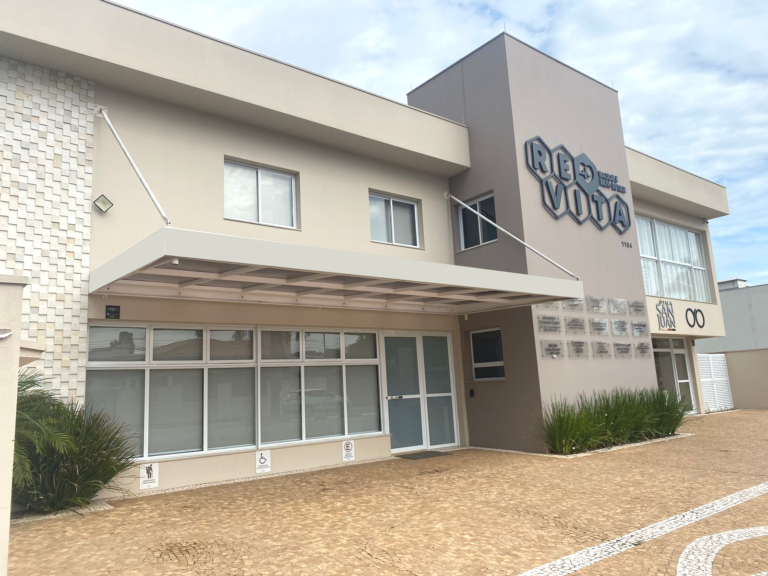 FACHADA-CLINICA-REVITA-CERQUILHO.fw
